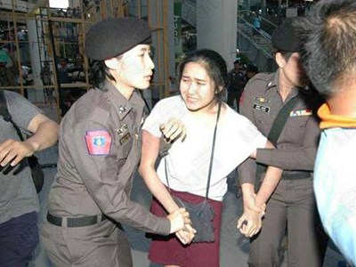 ชนกนันท์ รวมทรัพย์