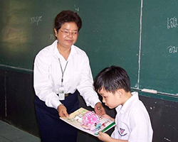 พริษฐ์ ชิวารักษ์