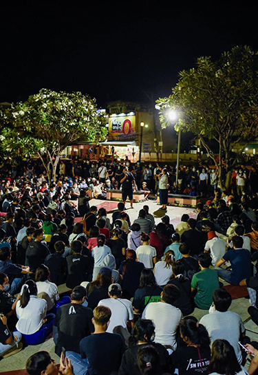 พินิจ ทองคำ