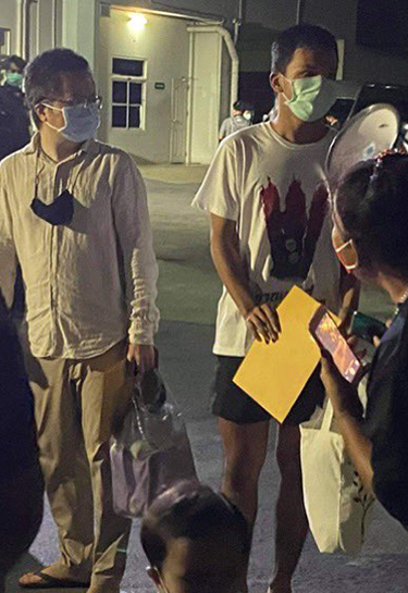 ภาณุพงศ์ จาดนอก