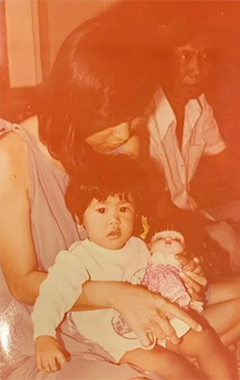 อินทิรา เจริญปุระ