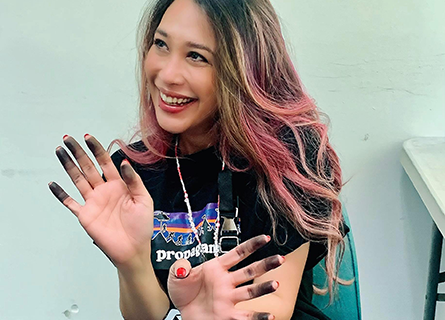 อินทิรา เจริญปุระ